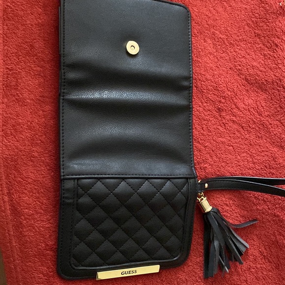 Cute black wallet by GUESS - Picture 3 of 3